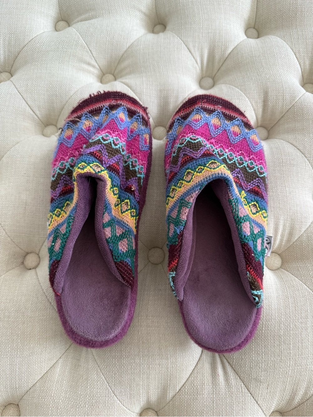 Cozy Multicolor Patterned Women's Slip-On Slippers